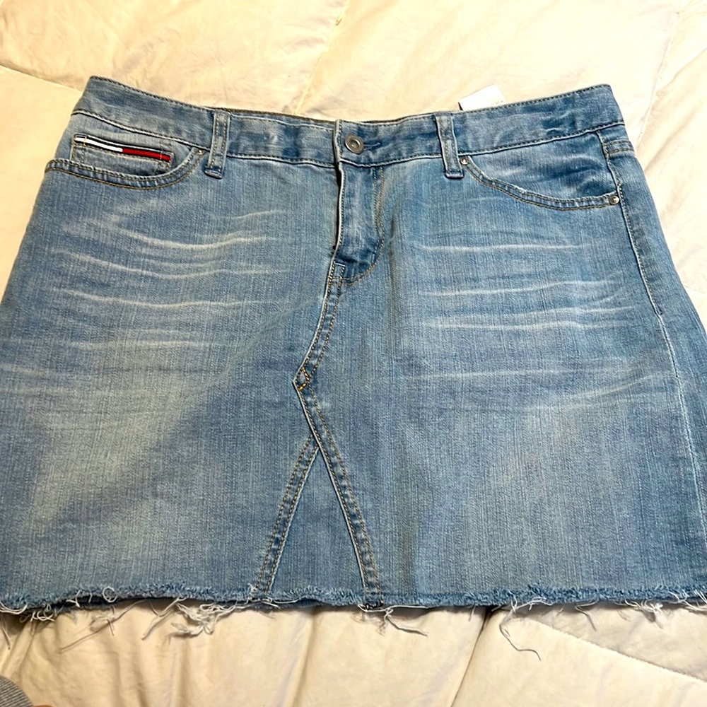 Tommy Hilfiger denim skirt